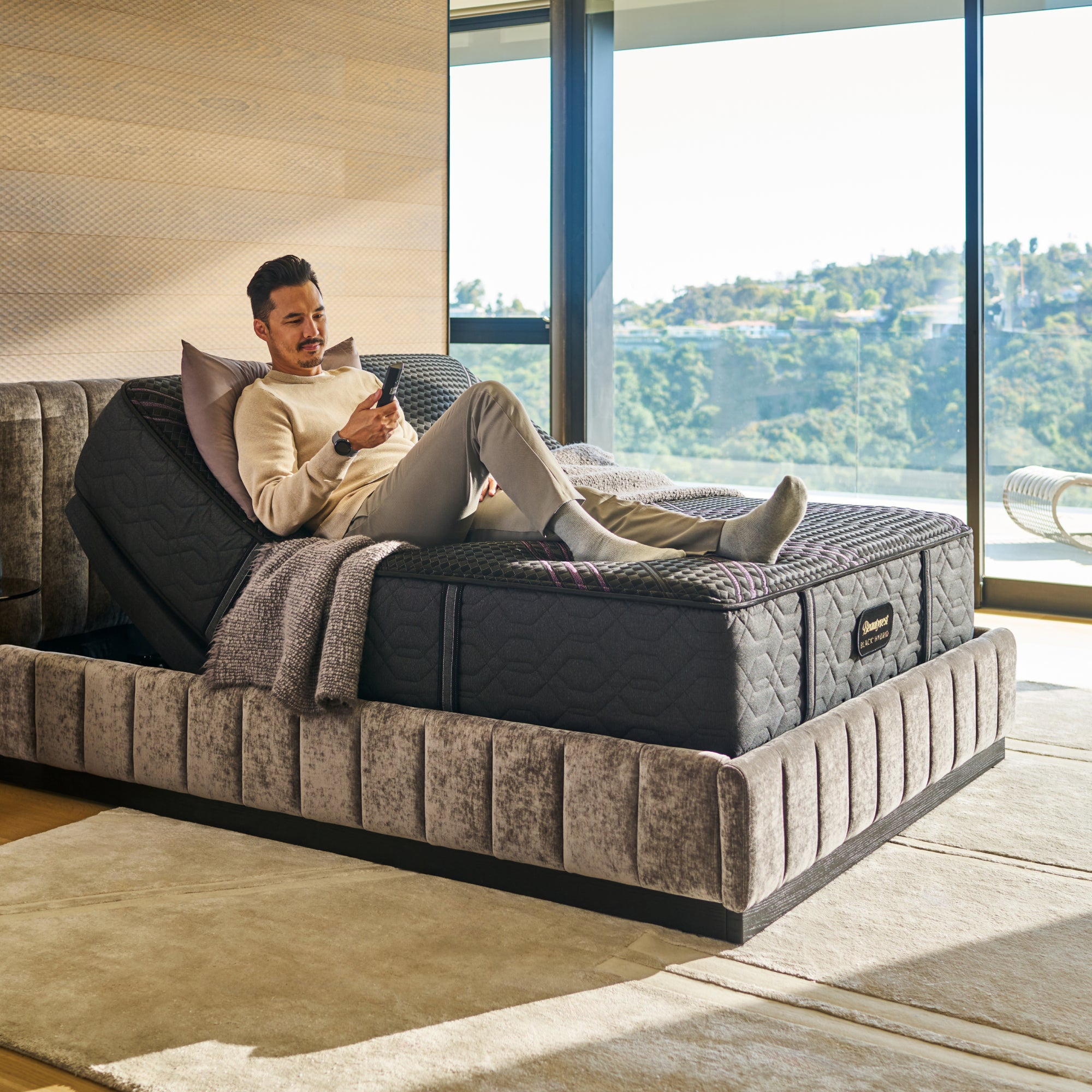 Beautyrest Black® Hybrid Series Two#comfort_plush