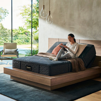 Beautyrest Black® Hybrid Series One